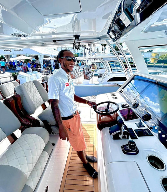 Captain, Mate & Delivery